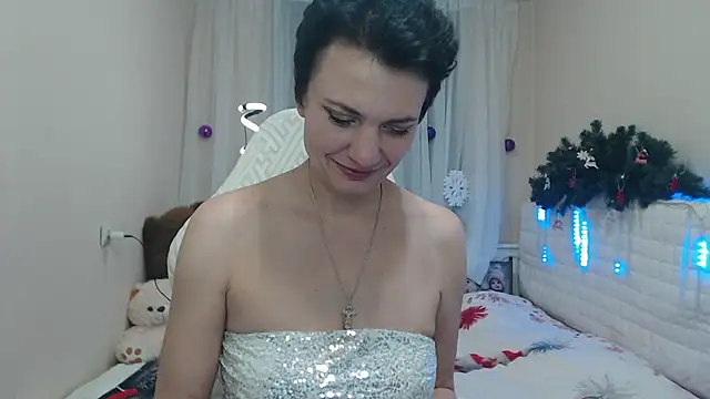 Snapshot of AvaSaturnian chatting on 12/05/25, 01:31 AvaSaturnian online show from 12/05/25, 01:31