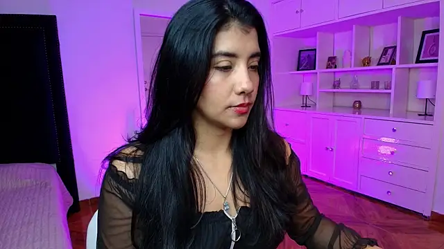 Snapshot of nina_moen chatting on 10/03/25, 08:50 nina moen online show from 10/03/25, 08:50