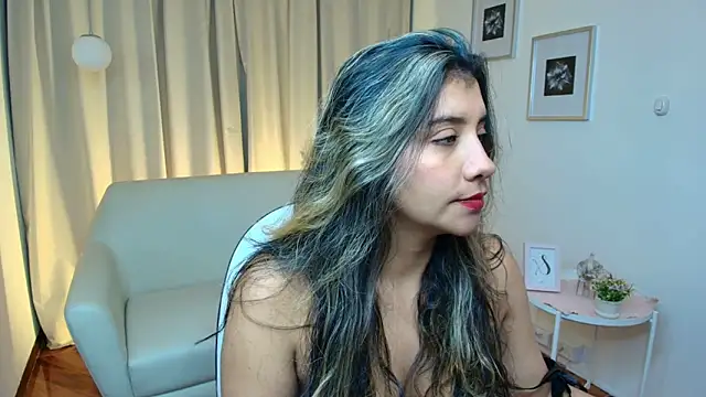 nina moen online show from 12/19/25, 03:35