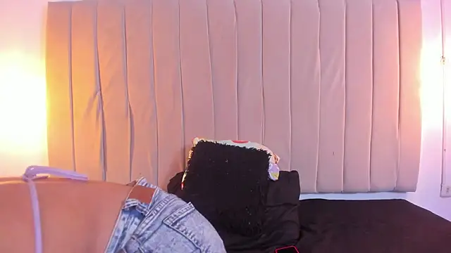 escar let online show from 02/06/26, 03:33