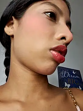 Sol em online show from 09/23/25, 12:41
