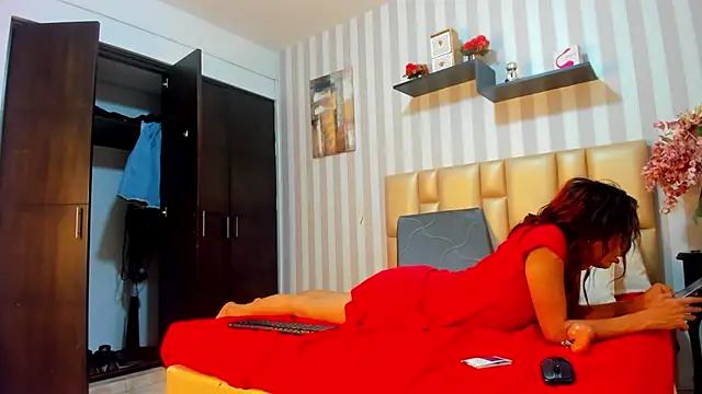 MissDiabla  online show from 09/13/25, 04:07