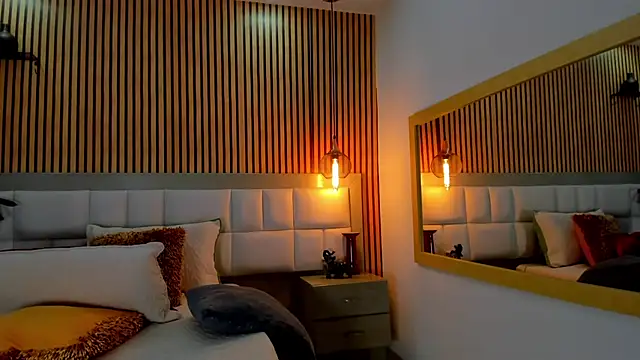 Roseaurora online show from 01/05/26, 05:27