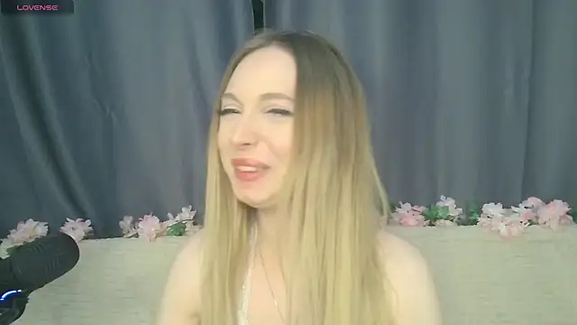 BabbbyFoxxx online show from 10/29/25, 01:41