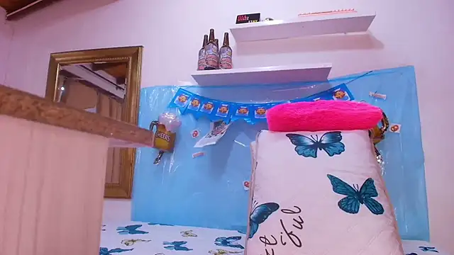 sweegirl69 online show from 09/24/25, 12:08