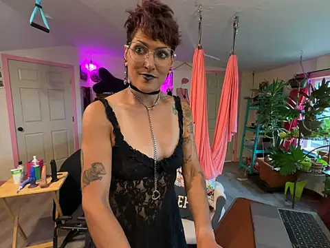 kinkycanner online show from 04/11/26, 11:09