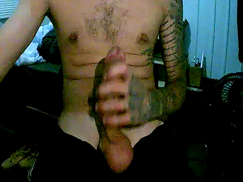 Snapshot of Original_Luiz chatting on 01/16/26, 03:43 Original Luiz online show from 01/16/26, 03:43