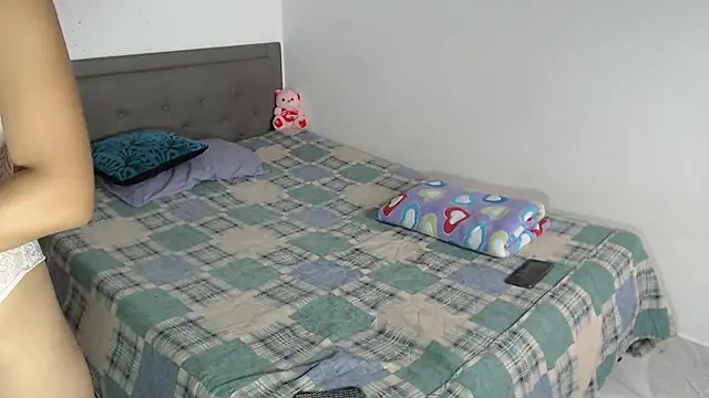 Celestte Dior online show from 11/04/25, 03:00