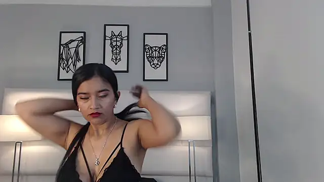 Snapshot of Valeria_Velez_ chatting on 10/10/25, 11:31 Valeria Velez online show from 10/10/25, 11:31