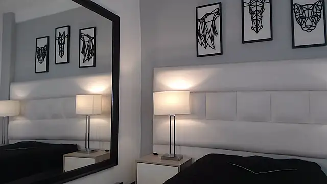 Snapshot of Valeria_Velez_ chatting on 10/11/25, 12:04 Valeria Velez online show from 10/11/25, 12:04