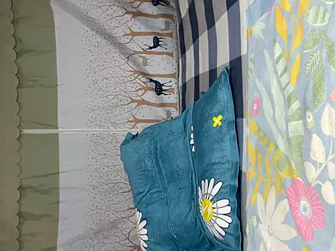 icewoman888 online show from 10/25/25, 11:32