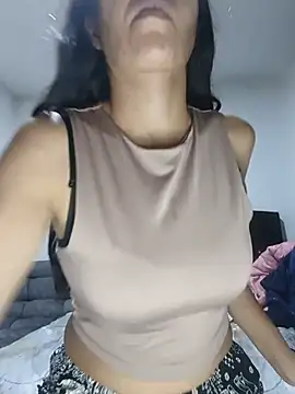 MiaForever1 online show from 06/12/26, 11:46