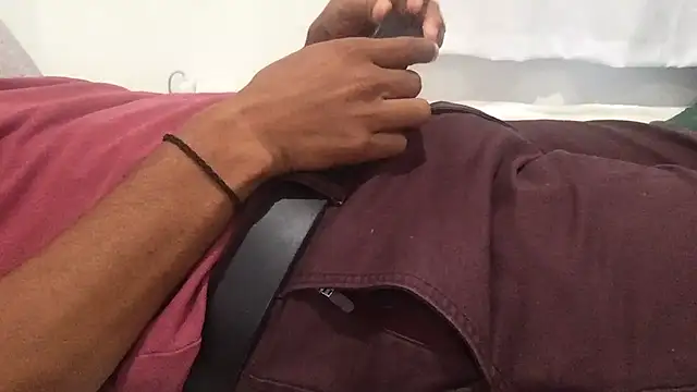 Pomloposho online show from 10/22/25, 08:08