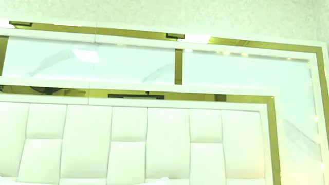 violet sm online show from 11/06/25, 03:18