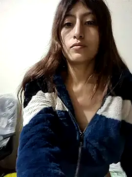 Clavelnegro online show from 11/18/25, 04:17