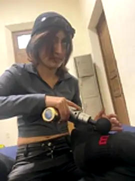 Clavelnegro online show from 12/16/25, 05:07