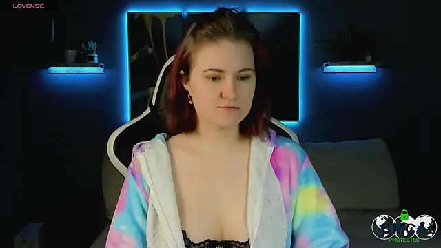 Roxy foxi online show from 10/12/25, 01:04