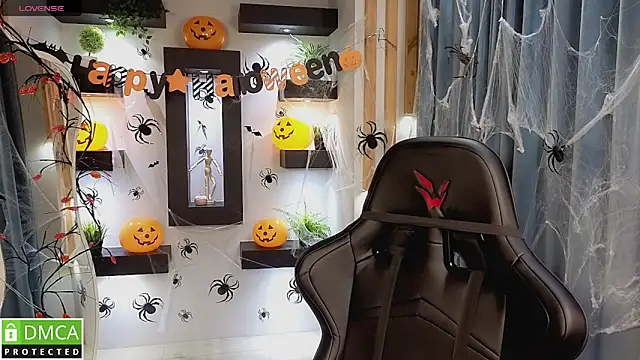 Roxy foxi online show from 10/30/25, 01:07