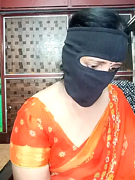 Snapshot of Mee_harini-telugupilla chatting on 05/03/26, 01:44 Mee harini-telugupilla online show from 05/03/26, 01:44