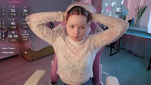 Snapshot of Sweetie_Hope chatting on 09/26/25, 07:34 Sweetie Hope online show from 09/26/25, 07:34