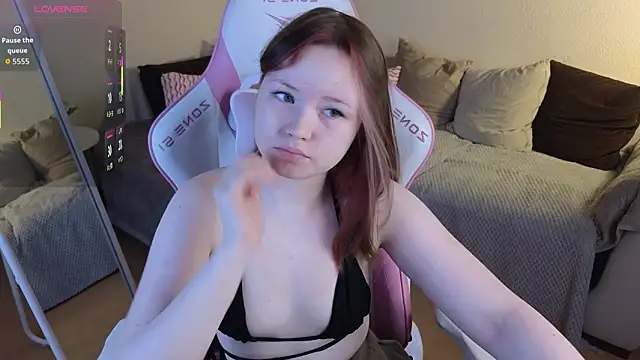 Sweetie Hope online show from 03/27/26, 04:40