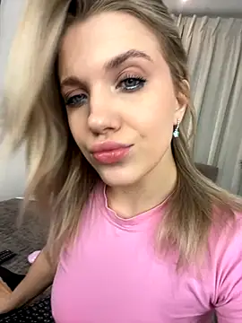 Snapshot of AlisaMyers chatting on 12/02/25, 06:08 AlisaMyers online show from 12/02/25, 06:08