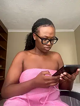 Moonzy77 online show from 10/23/25, 01:21