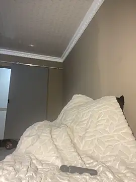 Moonzy77 online show from 11/08/25, 11:25