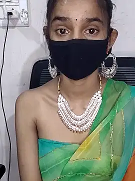 Snapshot of Aidakhan1212 chatting on 11/20/25, 09:31 Aidakhan1212 online show from 11/20/25, 09:31