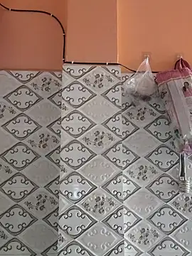 Snapshot of Aidakhan1212 chatting on 12/21/25, 04:19 Aidakhan1212 online show from 12/21/25, 04:19