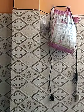 Snapshot of Aidakhan1212 chatting on 12/22/25, 05:10 Aidakhan1212 online show from 12/22/25, 05:10