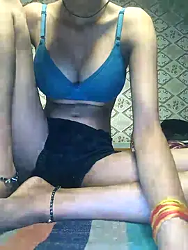 Snapshot of Aidakhan1212 chatting on 02/23/26, 03:09 Aidakhan1212 online show from 02/23/26, 03:09