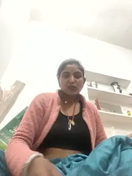 Snapshot of LUCKY_cut chatting on 02/02/26, 01:54 LUCKY cut online show from 02/02/26, 01:54