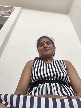 Snapshot of LUCKY_cut chatting on 02/09/26, 06:23 LUCKY cut online show from 02/09/26, 06:23