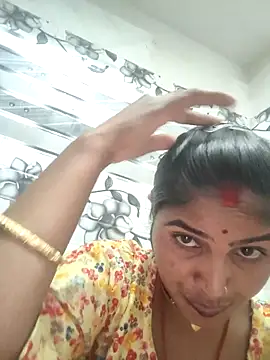 Snapshot of LUCKY_cut chatting on 02/15/26, 09:19 LUCKY cut online show from 02/15/26, 09:19