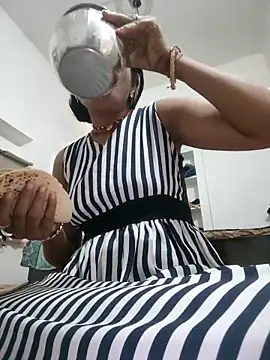 Snapshot of LUCKY_cut chatting on 03/09/26, 04:27 LUCKY cut online show from 03/09/26, 04:27