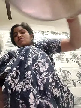 Snapshot of LUCKY_cut chatting on 03/13/26, 01:56 LUCKY cut online show from 03/13/26, 01:56