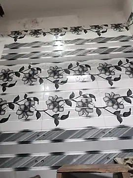 LUCKY cut online show from 04/28/26, 01:04