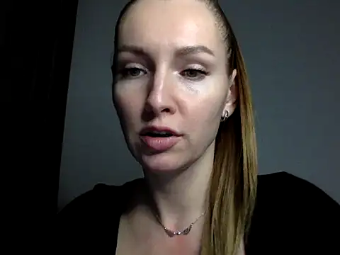 Varnyx online show from 11/03/25, 09:16