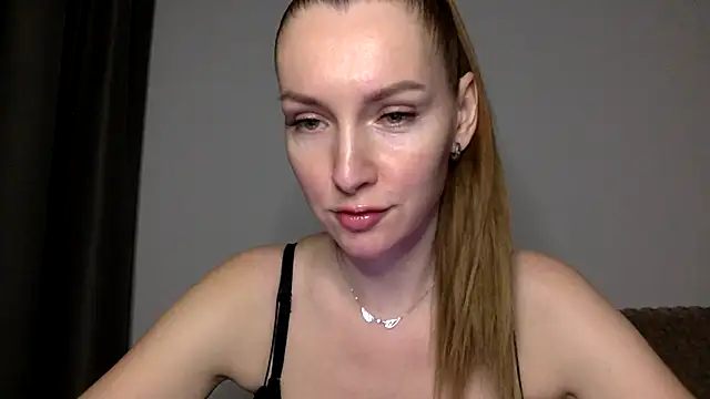 Varnyx online show from 11/16/25, 04:01