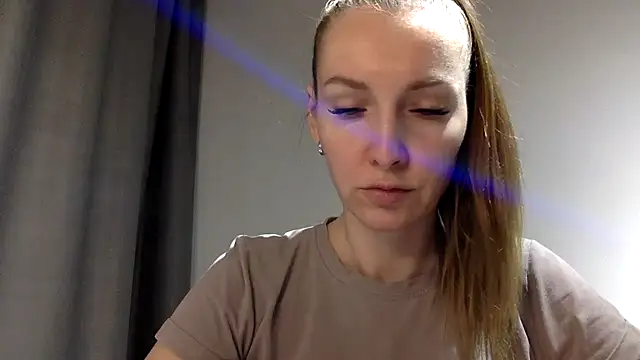 Varnyx online show from 11/25/25, 07:14