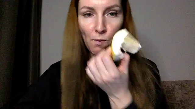 Varnyx online show from 12/04/25, 04:59