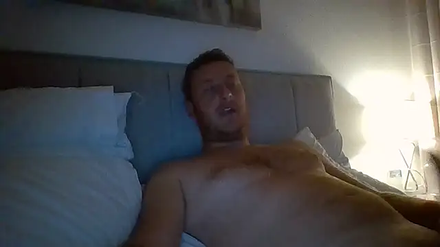 Londonlad818 online show from 05/29/26, 08:40