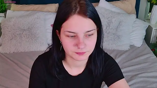 Angel Braun online show from 12/19/25, 12:23