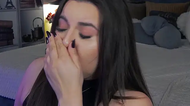 Mia Swano online show from 11/16/25, 11:32