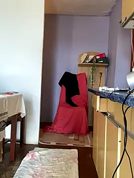 Snapshot of vikinylon chatting on 09/26/25, 10:41 vikinylon online show from 09/26/25, 10:41