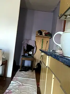 Snapshot of vikinylon chatting on 10/04/25, 07:17 vikinylon online show from 10/04/25, 07:17