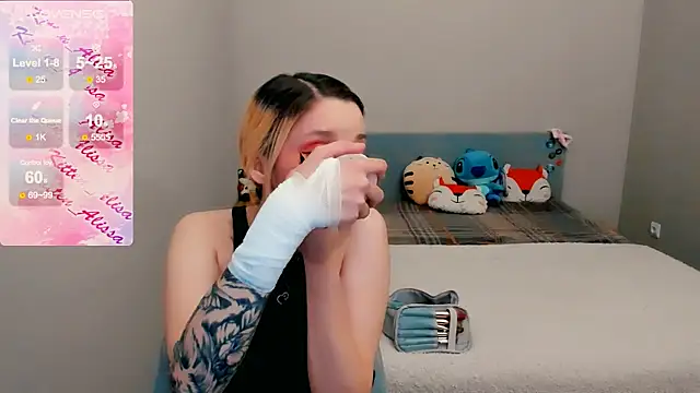 Kitten Alissa online show from 10/16/25, 08:21