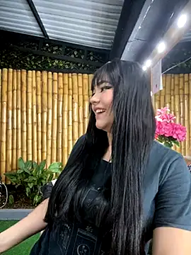 jasmincollin  online show from 11/04/25, 01:05