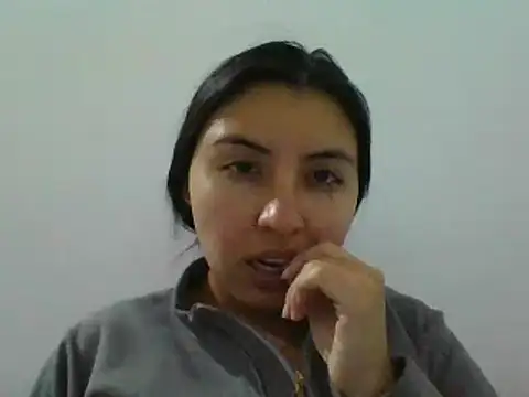 Snapshot of _Romilly_ chatting on 05/17/26, 02:20 Romilly online show from 05/17/26, 02:20